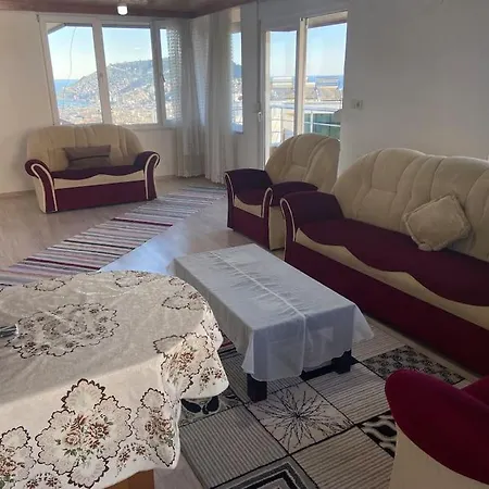 Διαμέρισμα Unique Holiday, Great View! *